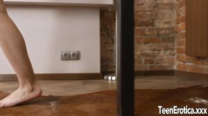 Stefanie Moon - Nows A Good Time To Fuck