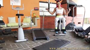 Anny Lee se joga no Gang Bang, faz DP e dá trabalho para os marmanjos!