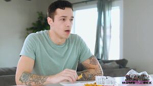 Aiden Ashley - No Looking At Stepmommy