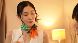 HUNTC-455 "By using high-density focused facial pressure (in other words, face sitting), I will correct the distortion of your face and the disturbance of your autonomic nervous system," said the beautician as she straddled my face and performed the treat