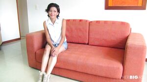 Laura Toro Charles Gomez - Messy Facial For Latina Laura Toro