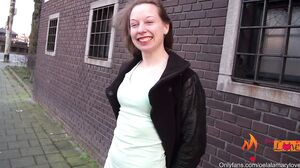 OelalaMaryLove - A Random Guy Asked Me to Be a Model and Fucked My Wet Pussy so Deep