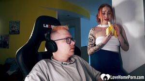 Distracting his gaming with a good blowjob