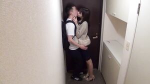 JJBK-082 Mature women only. Mature women come to your room. Takeaway secretly filmed and released as AV. 80. Big-breasted young wives have a sticky, affectionate sex session with a younger man. Kumiko/F cup/40 years old/A celebrity wife who is always frus