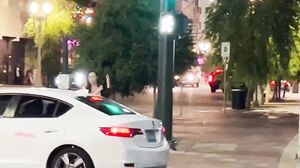 Nicole Niagara - Caught masturbating and walking naked with strangers in Las Vegas_2