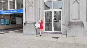 JacquieEtMichelTV - Lola De Mons 28 Years Old From Mons