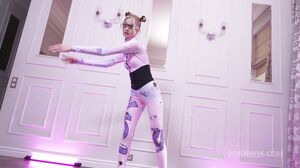 PISS 10 vs 1 - FIRST DAP with Skinny teen Sasha Paige