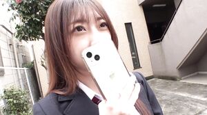 HRSM-113 I made the unresponsive sugar baby girl, who was constantly on her phone, submit completely until she went crazy.