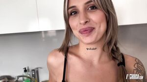 Valentino Roca - My Girlfriend gives me a Blowjob for Breakfast Cumming in her Mouth Alessbaby & Valentino Roca