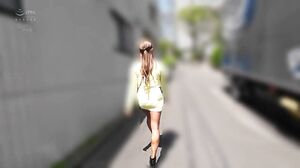 CLUB-886 Big-breasted GAL spying on unconscious