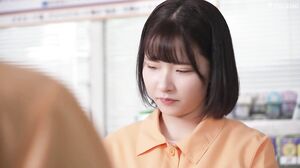 FNS-103 “Back then, I liked that person…” Convenience store part-timers who met during opening training fall in love in the backroom. Asano Shima