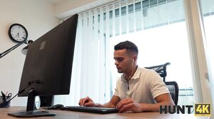 Hunt4K - Ferris Affair Screwed in the Sky - Leya Desantis