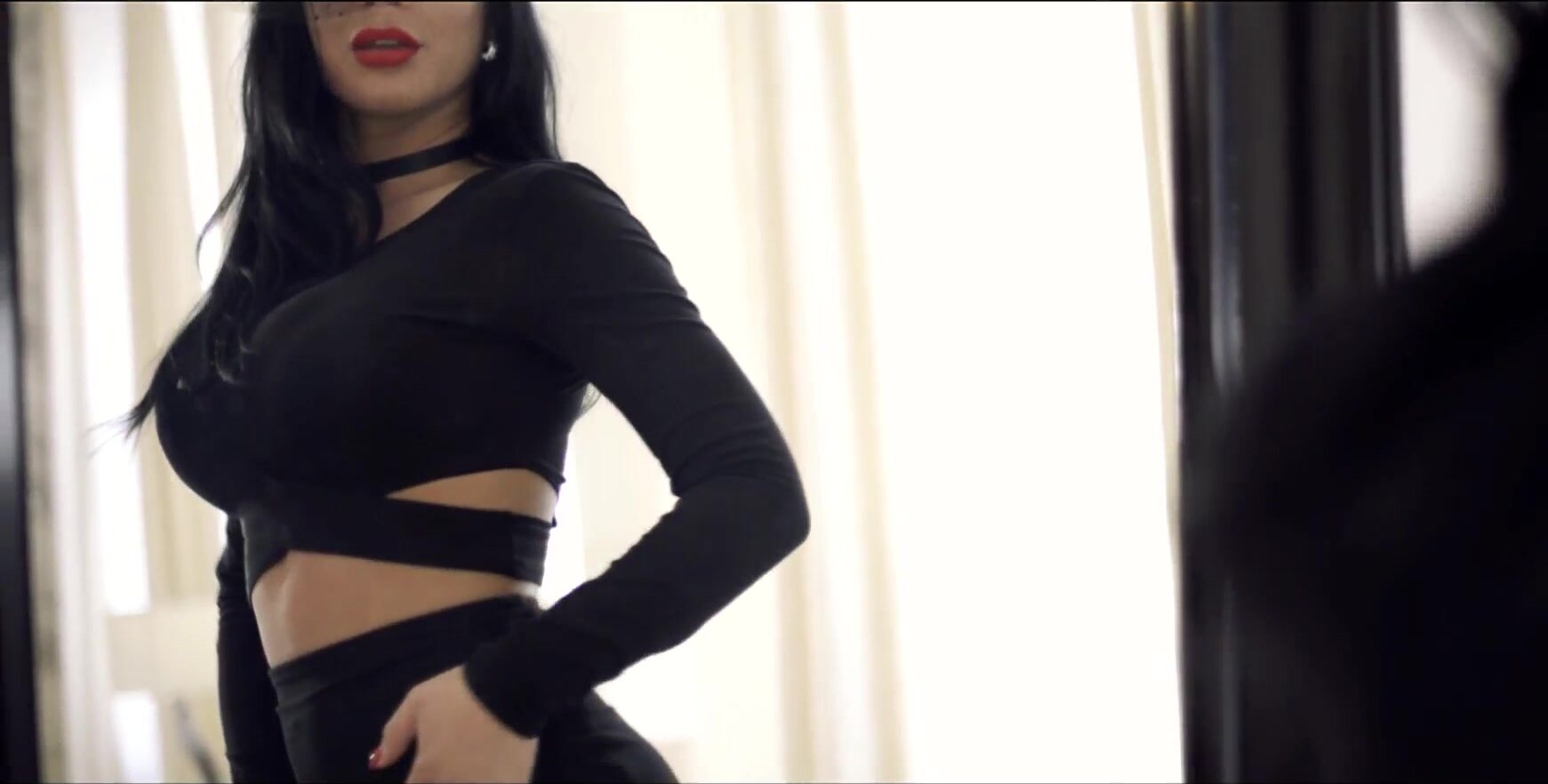 Valentina Ricci -  Busty Valentina Makes An Amazing Blowjob