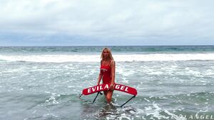 Gangbang 4 Aubrey da Lifeguard