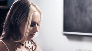 Gwen Vicious: Easy Pickins and Manbutt Lickins