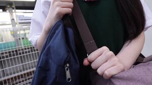 FSBK-016 Prey of a sinister adult... An innocent country girl who came to take an exam is impregnated and flowers at a guesthouse Country Girl Hana Hirayama Hana