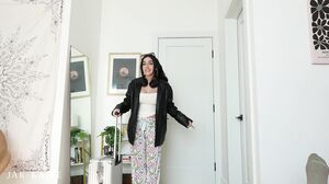Jak Knife - Beautiful French Girl needs CUDDLED and FUCKED after being cheated on - Effy Cutie