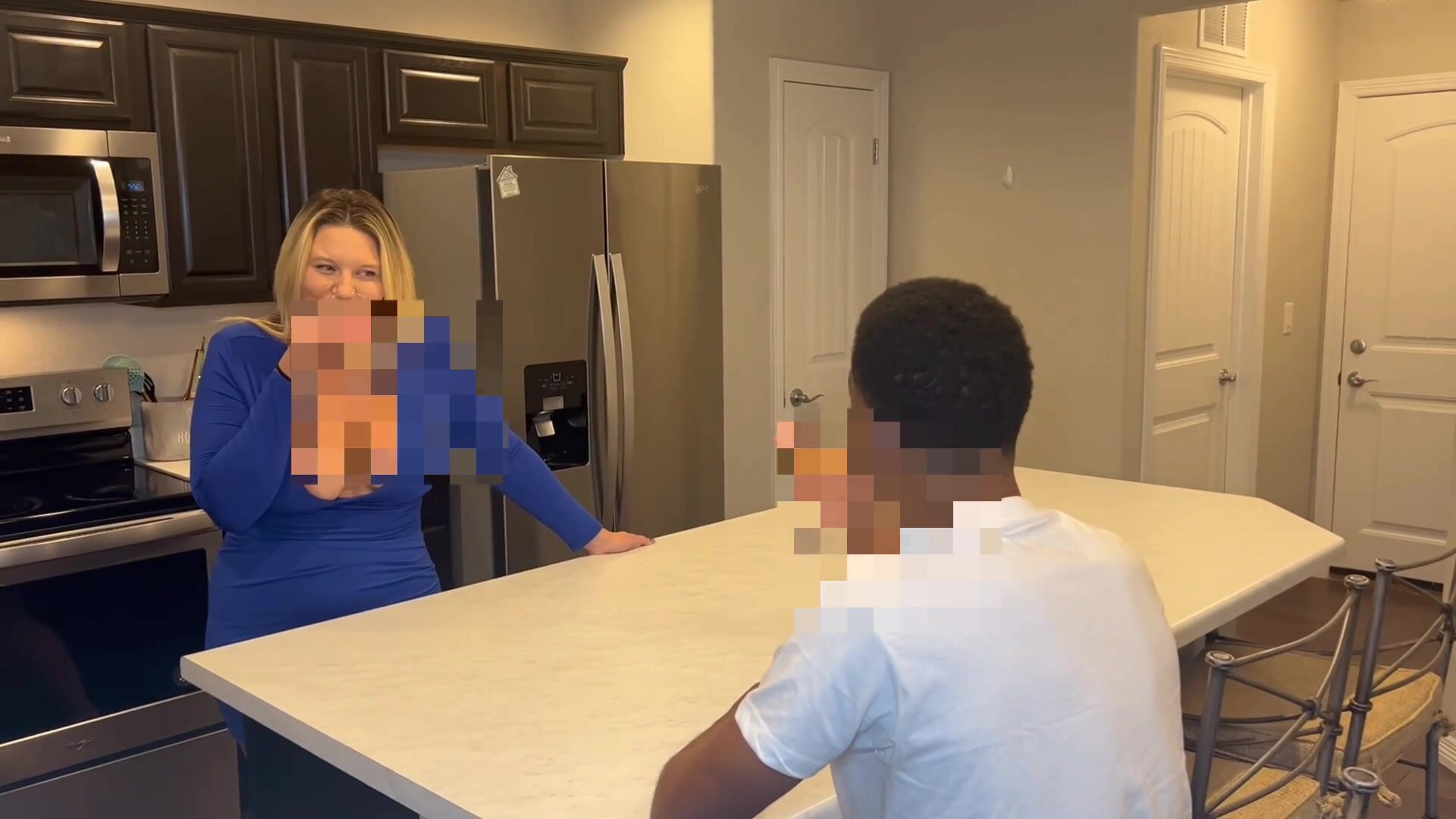 Jadescorner Blue eyed Big titted Hotwife Has Fun with BBC