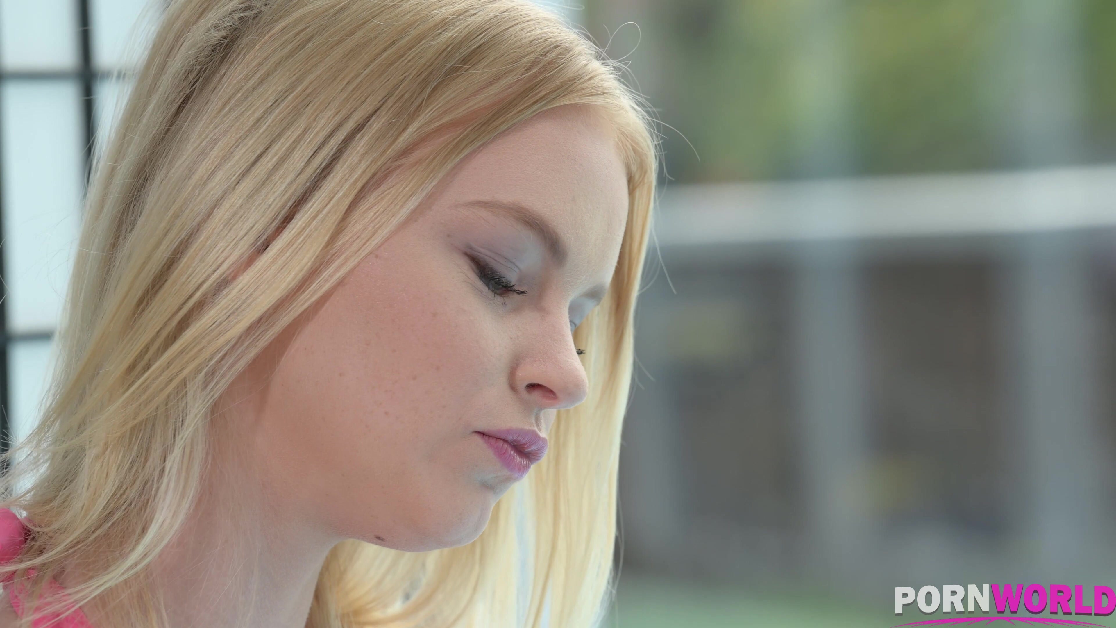 Masseuse with BBC Plows Sexy Blonde Ariela Donavan by the Poolside in 4K