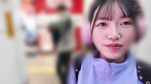 EBWH-275 Mizuki Nakayama, a beautiful professional gamer who was ranked in the top 8 in the nation for e-sports, reveals herself to be a cheating-level loli with G-cup breasts when she takes off her clothes. She makes her AV debut.