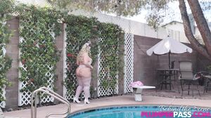 Ashlyn Sparks - Making Of Sparks in the Park