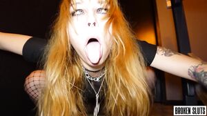 BrokenSluts - Laruna Mave