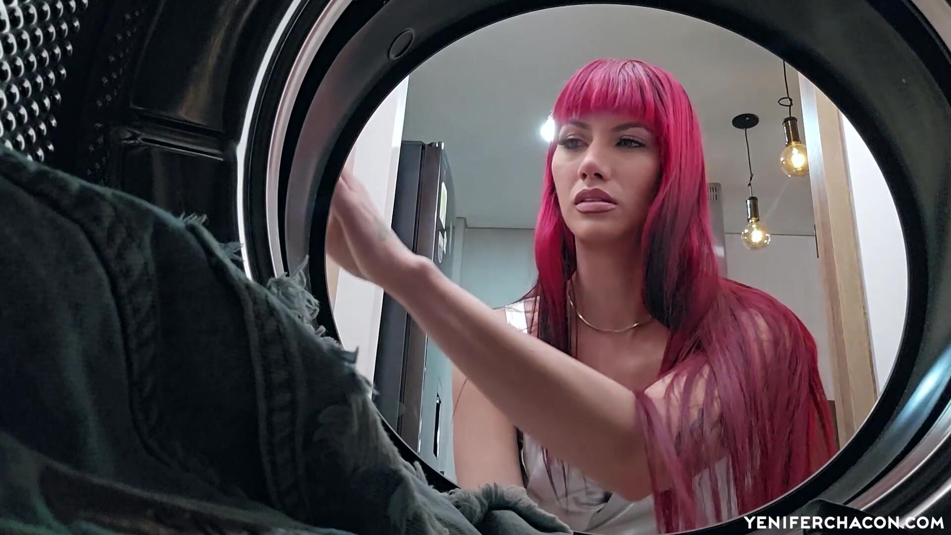 Yenifer Chacon - I was doing the Laundry, And....