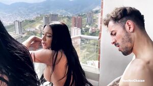 Yenifer Chacon - Personal Trainer makes a House Call
