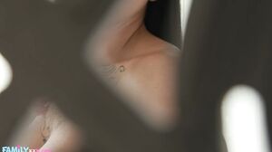FamilyXXX - Romi Rain
