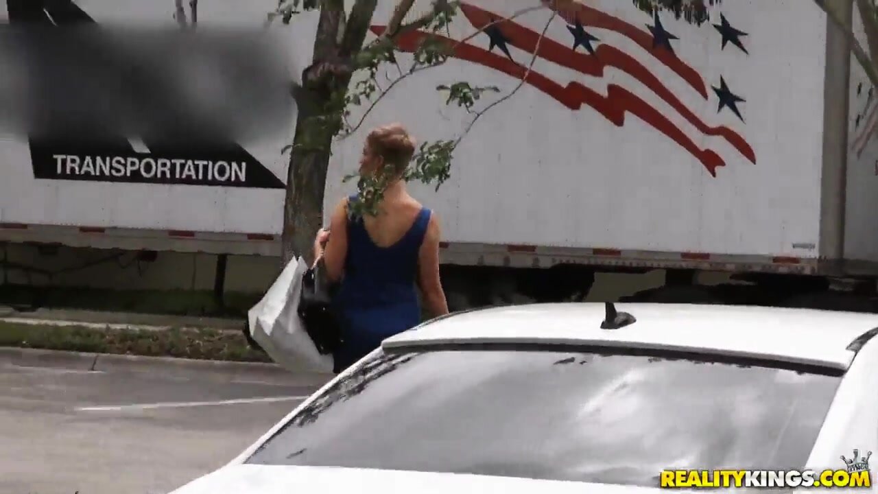 Ryan Keely Busty Slutty Milf Seduces A Stranger And Takes Him Home To Fuck Himm 2