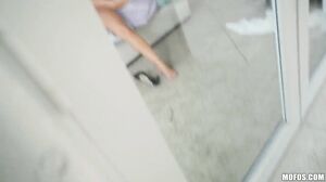 Ryan Keely Busty Milf With A Great Ass Wants A Cock Inside Her