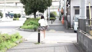 DVMM-300 Escape from the MM Van: A female college student's friendship chain project. Call a friend within 30 minutes and use them as a substitute to escape from the closed room! Once the time limit is up, you'll be fucked right away with a huge dick! 11.