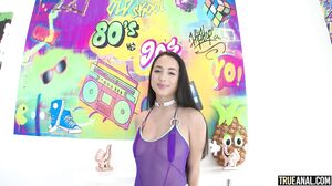 Mi Ha Doan - Mi Ha's First Anal