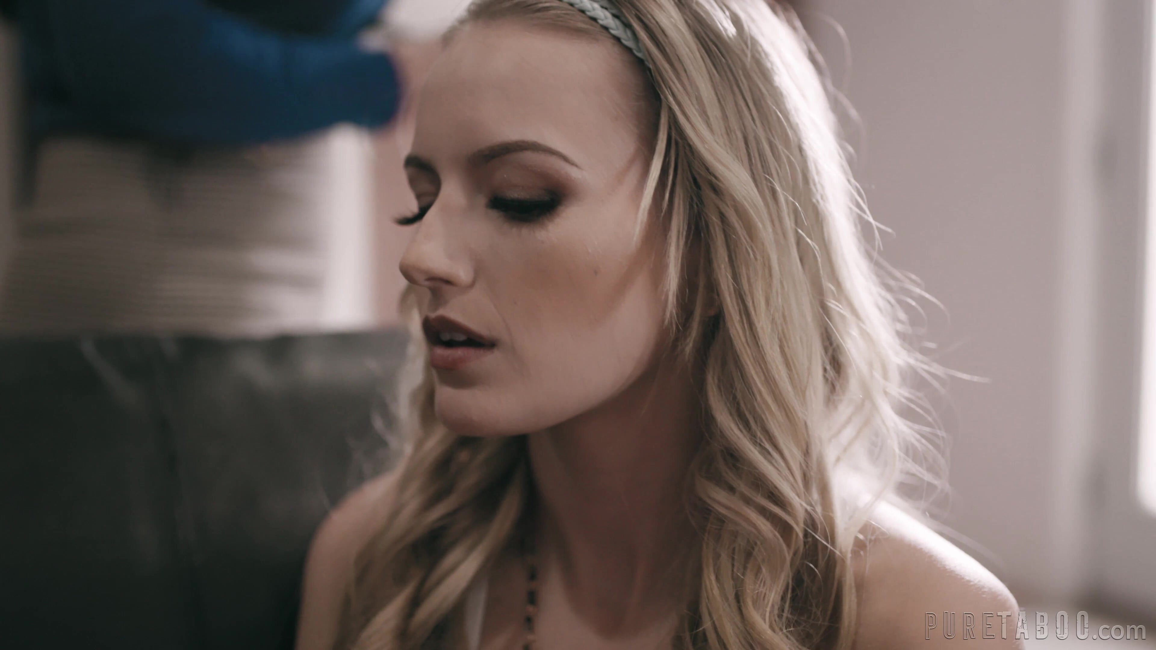 Angela White Serena Blair Scarlett Sage - Pure Taboo 4K