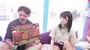 TOTTE-246 My first experience at a mobile shisha bar! When men and women who have become bolder due to the flavors containing stimulants rub their erect dicks against each other, will the amateur girl end up having sex with her best friend? Filmed on the