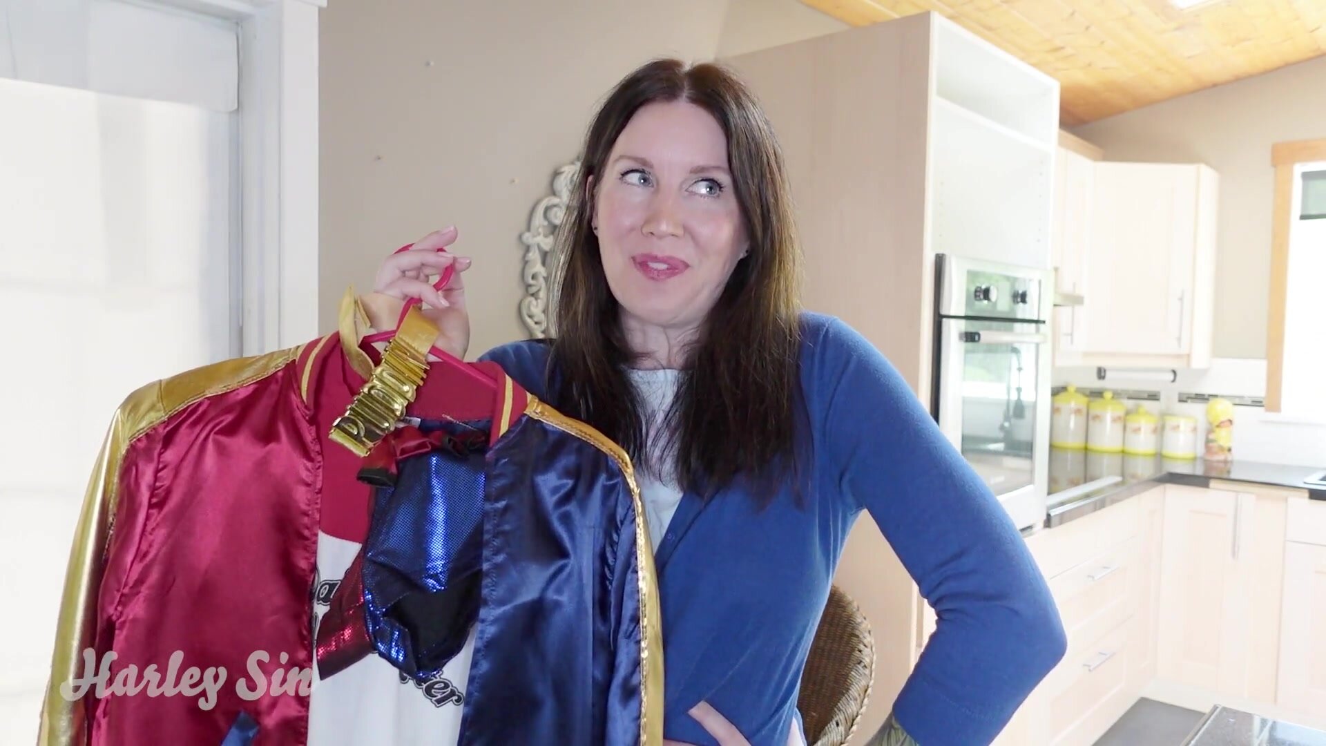 Harley Sin - Step-Mommy gets the Part! Harley Quinn Cosplay