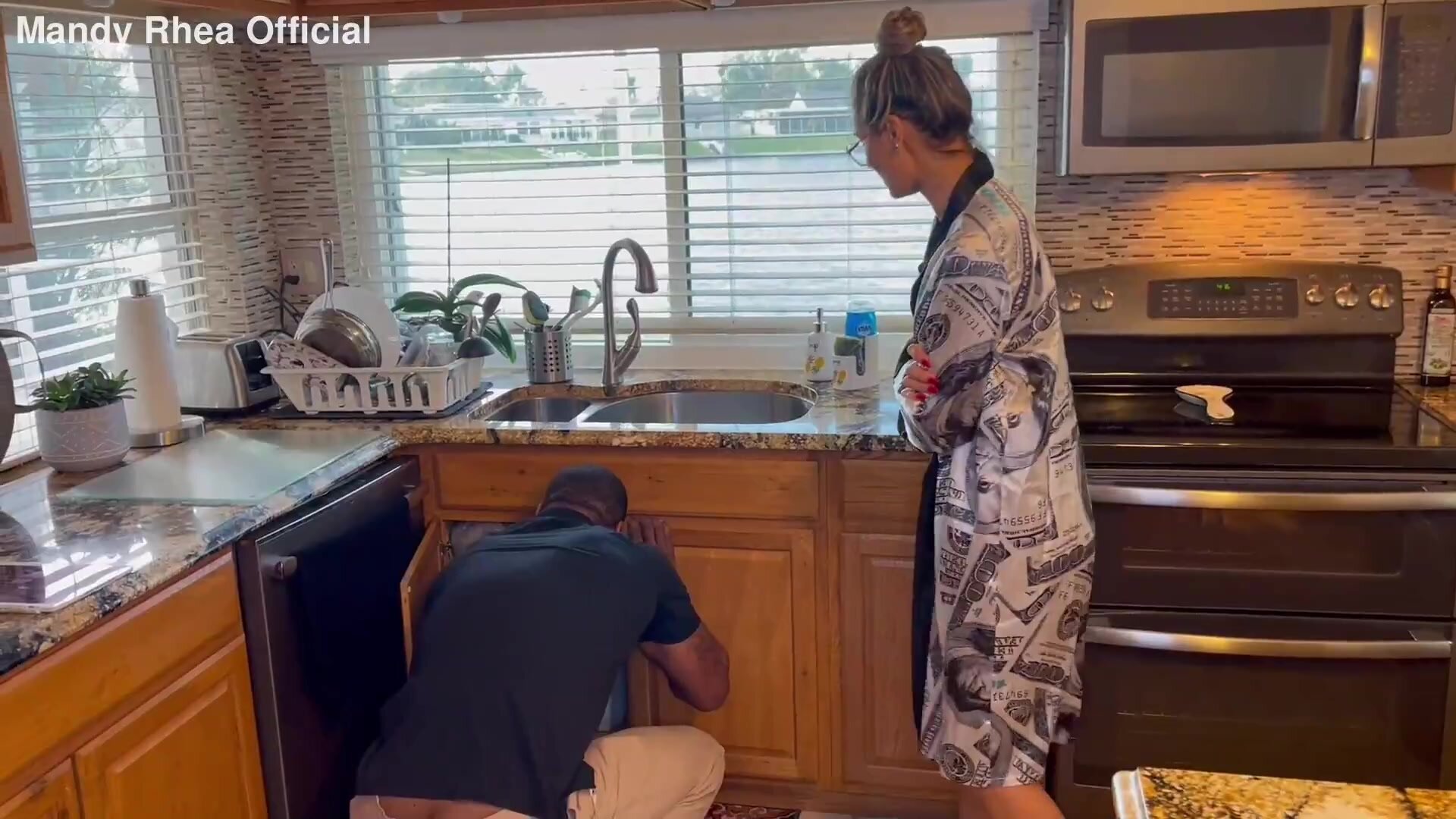 Hotwife Getting With The Plumber