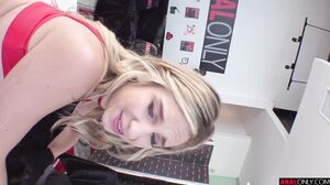 Come and Get Cheerleader Kait