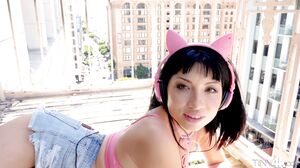 Dancing Pussy - Tiny 4K