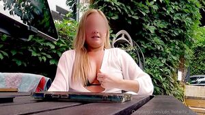 CharlizeFoXXX Hotwife onlyfans