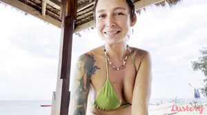 Lustery - E1861 Yuli And Mateo Feet First