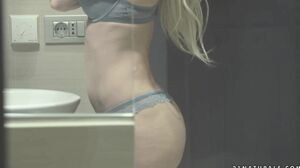 21 Sextury - 21 Naturals - Bright Side of Love - Nesty