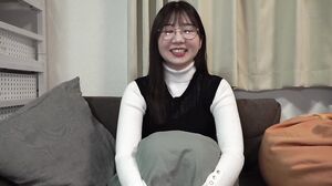 RPIN-089 A girl with a big smile who laughs "Ahahahaha!" A girl with a good attitude and charm... She gets pounded by a big dick and rolls her eyes, screaming "I'm cumming" in a high-pitched voice.