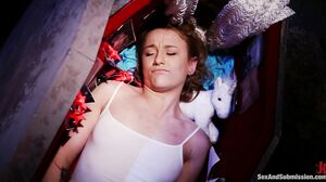 Lily Labeau, Kristina Rose, Jessie Cox, Elise Graves, Iona Grace - Vamp Episode 2