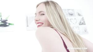 Rebel Rhyder gets fisted and fucked by black bulls