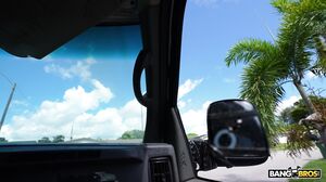 Kiki Mink - Making His Girlfriend Mad