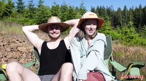 Lustery - E1865 Bee And Sage Trip N Strip