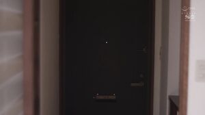 SSNI-895 Relaxed Older Step-Sister Doesn't Wear Panties In Summer! Defenseless Temptation; Amin Nina