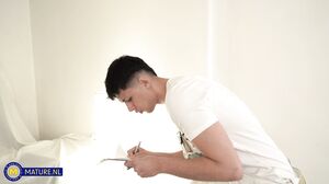 MatureNL - Nicol V - Wet Walls And Even Wetter Pussy