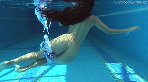 Andreina loves swimming naked when alone